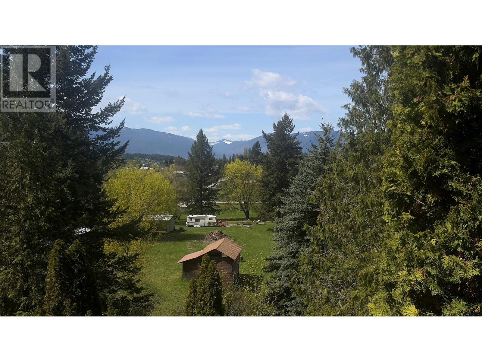 5110 Vance Road, Creston