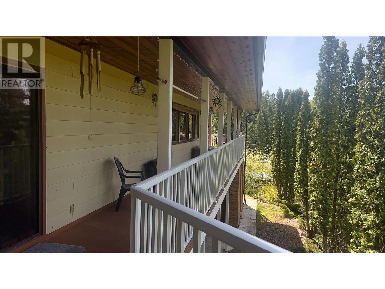 5110 Vance Road, Creston