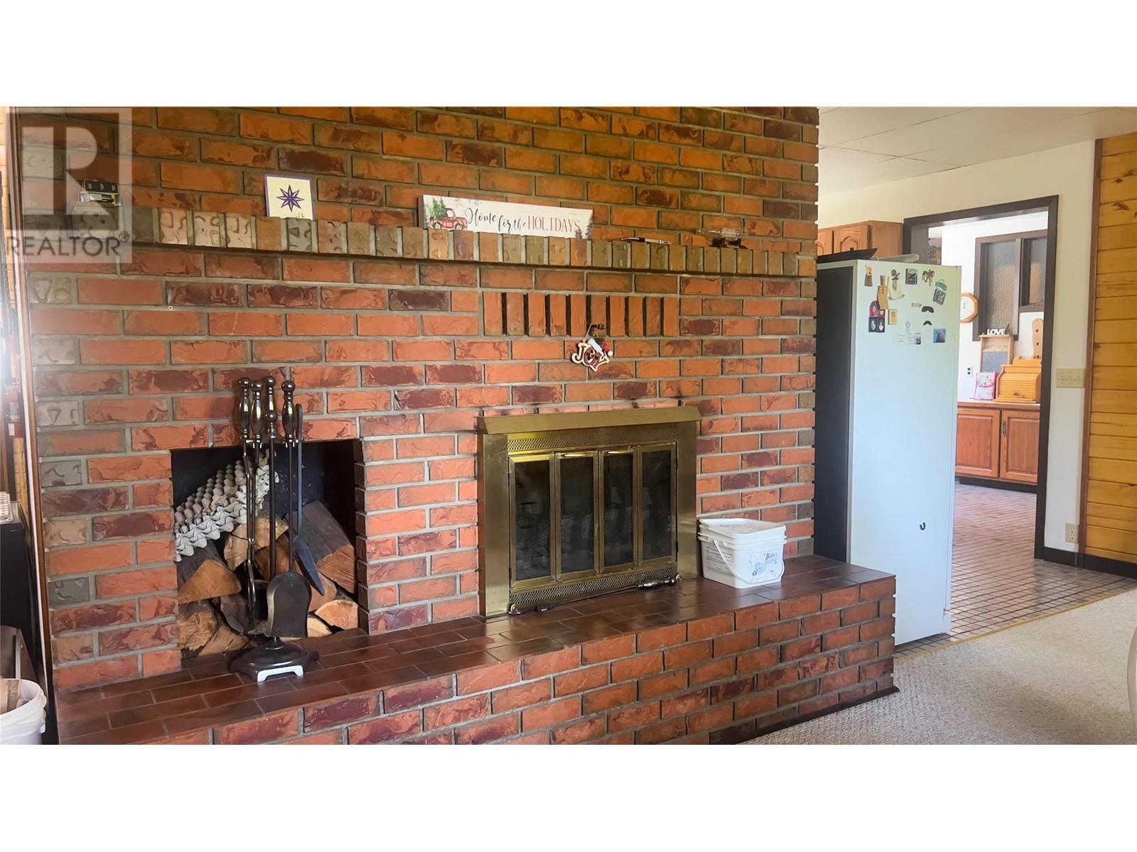 5110 Vance Road, Creston