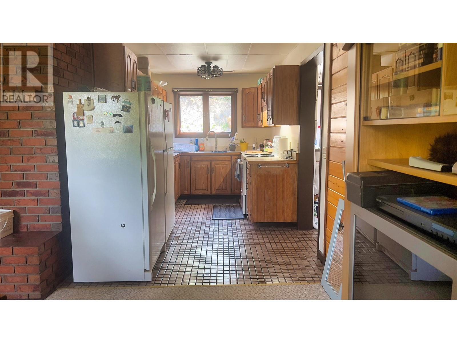5110 Vance Road, Creston