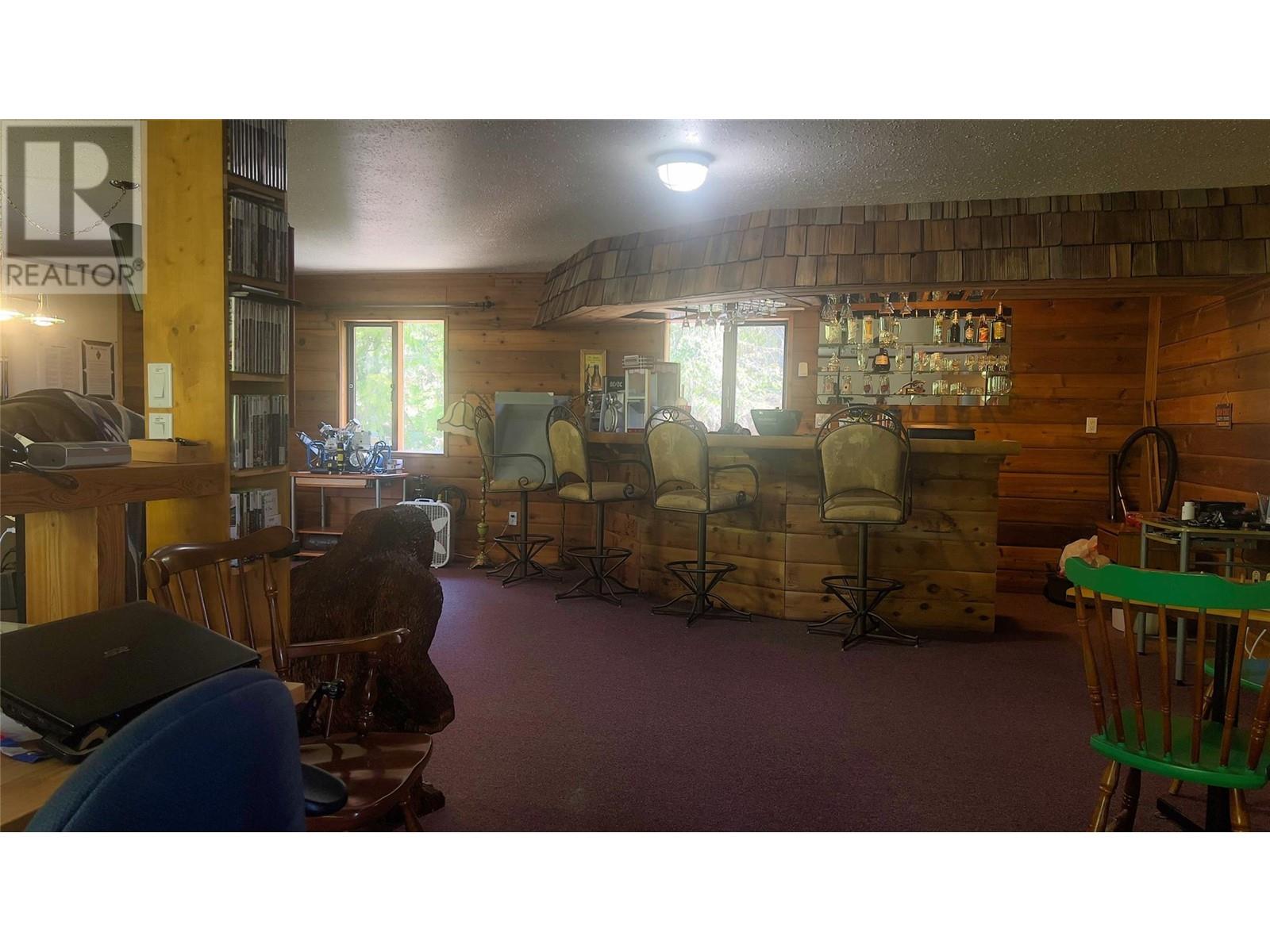 5110 Vance Road, Creston