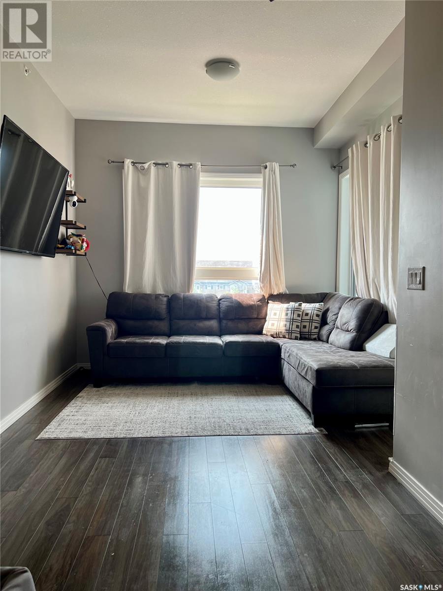 Single Family House Low rise for Sale in   Maningas BEND Saskatoon 