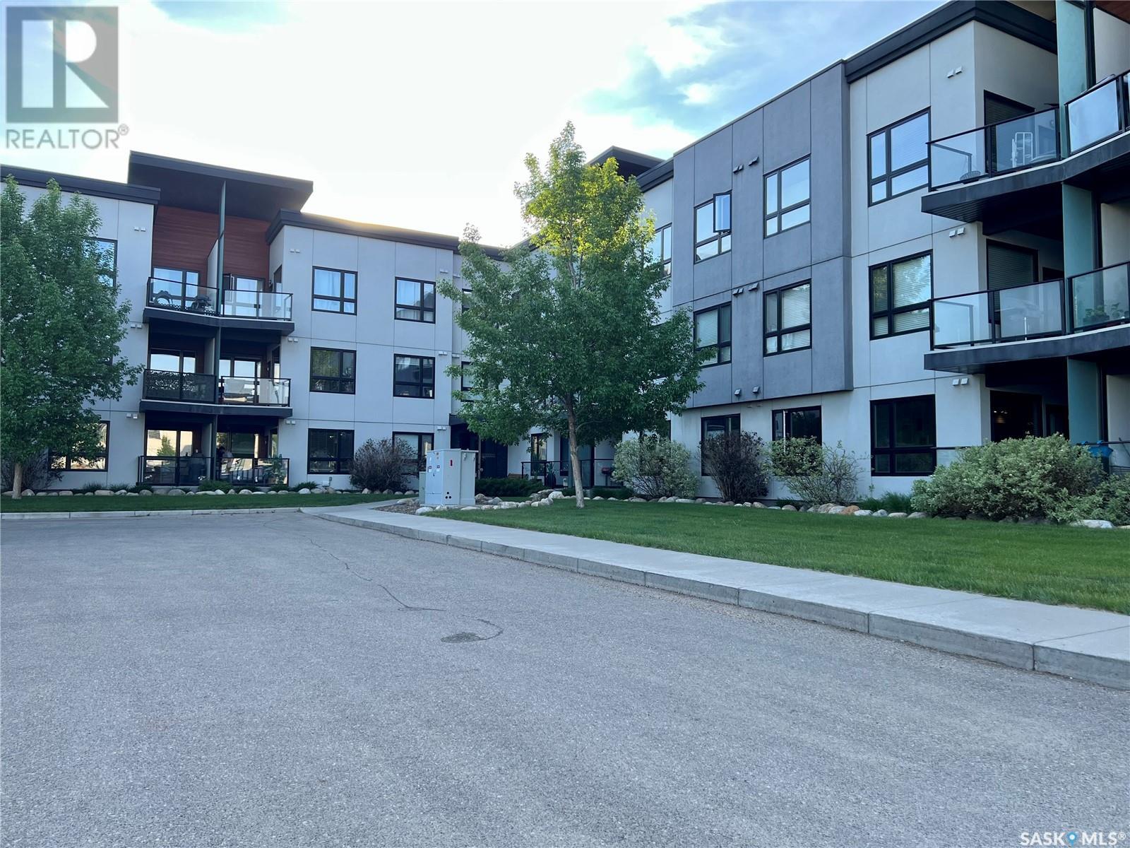 Single Family House Low rise for Sale in   Maningas BEND Saskatoon 
