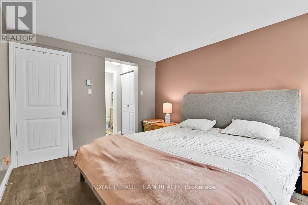 Photo 6 of 1 5 Timberview Way, Ottawa ON