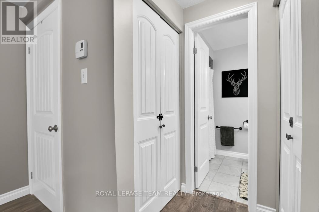 Photo 14 of 1 5 Timberview Way, Ottawa ON