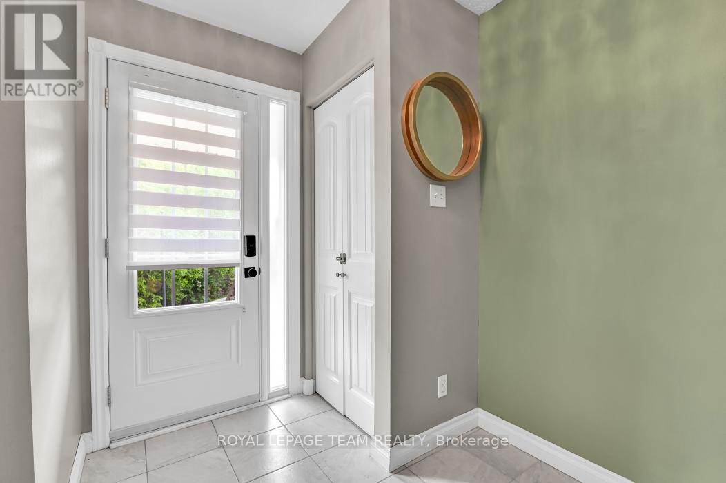Photo 23 of 1 5 Timberview Way, Ottawa ON