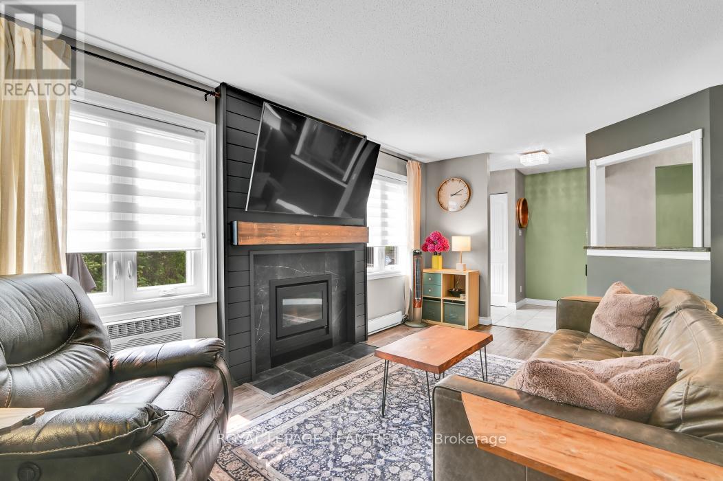 Photo 8 of 1 5 Timberview Way, Ottawa ON