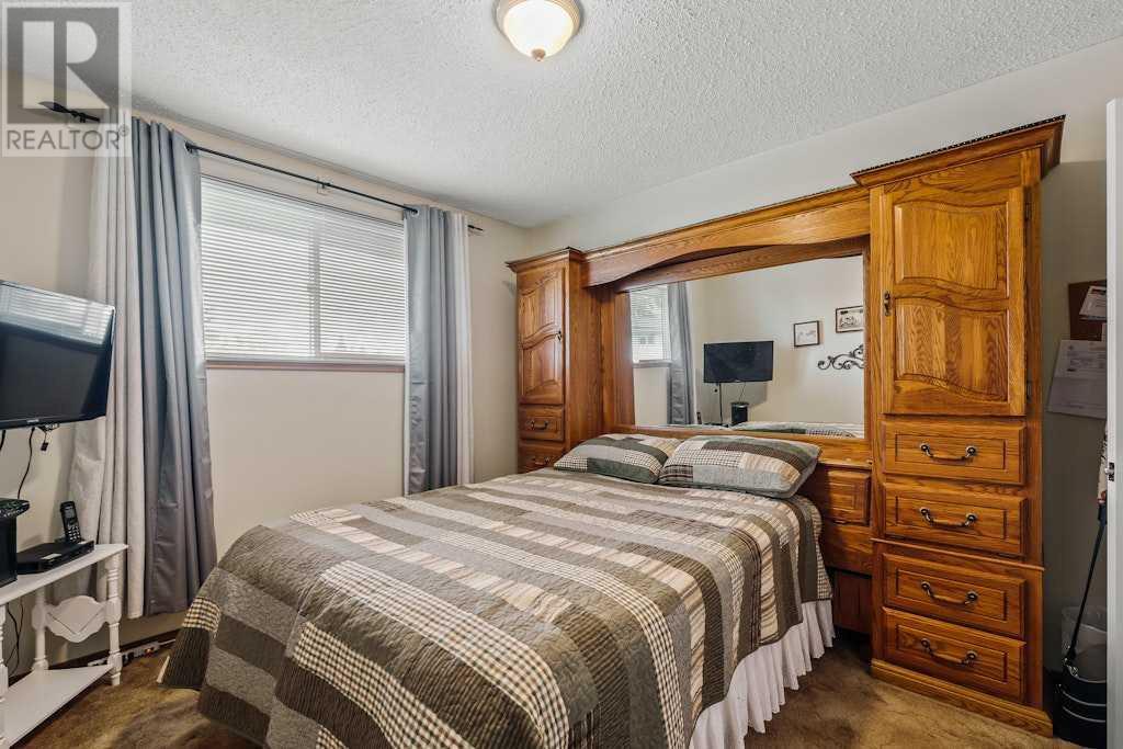 Single Family House Bungalow for Sale in  Mardale Road NE Marlborough Calgary 