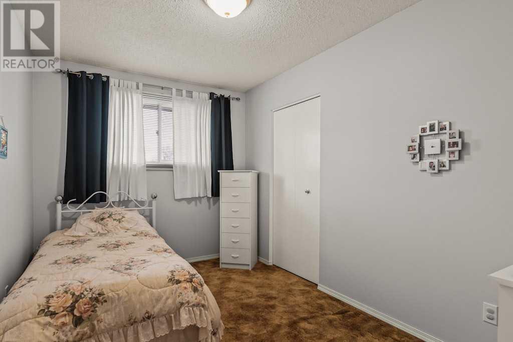 Single Family House Bungalow for Sale in  Mardale Road NE Marlborough Calgary 
