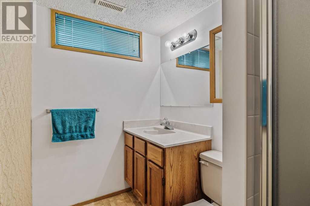 Single Family House Bungalow for Sale in  Mardale Road NE Marlborough Calgary 