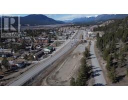 7585 Redstreak Road, Radium Hot Springs, BC V0A1M0 Photo 6