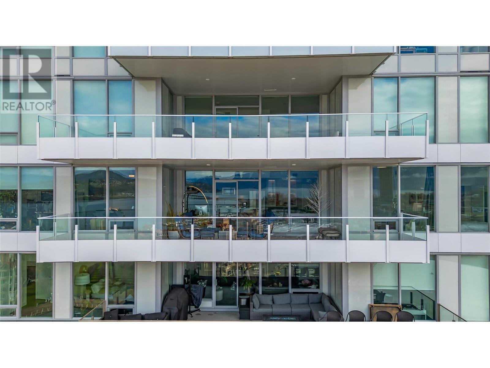 2004 1181 Sunset Drive, Kelowna