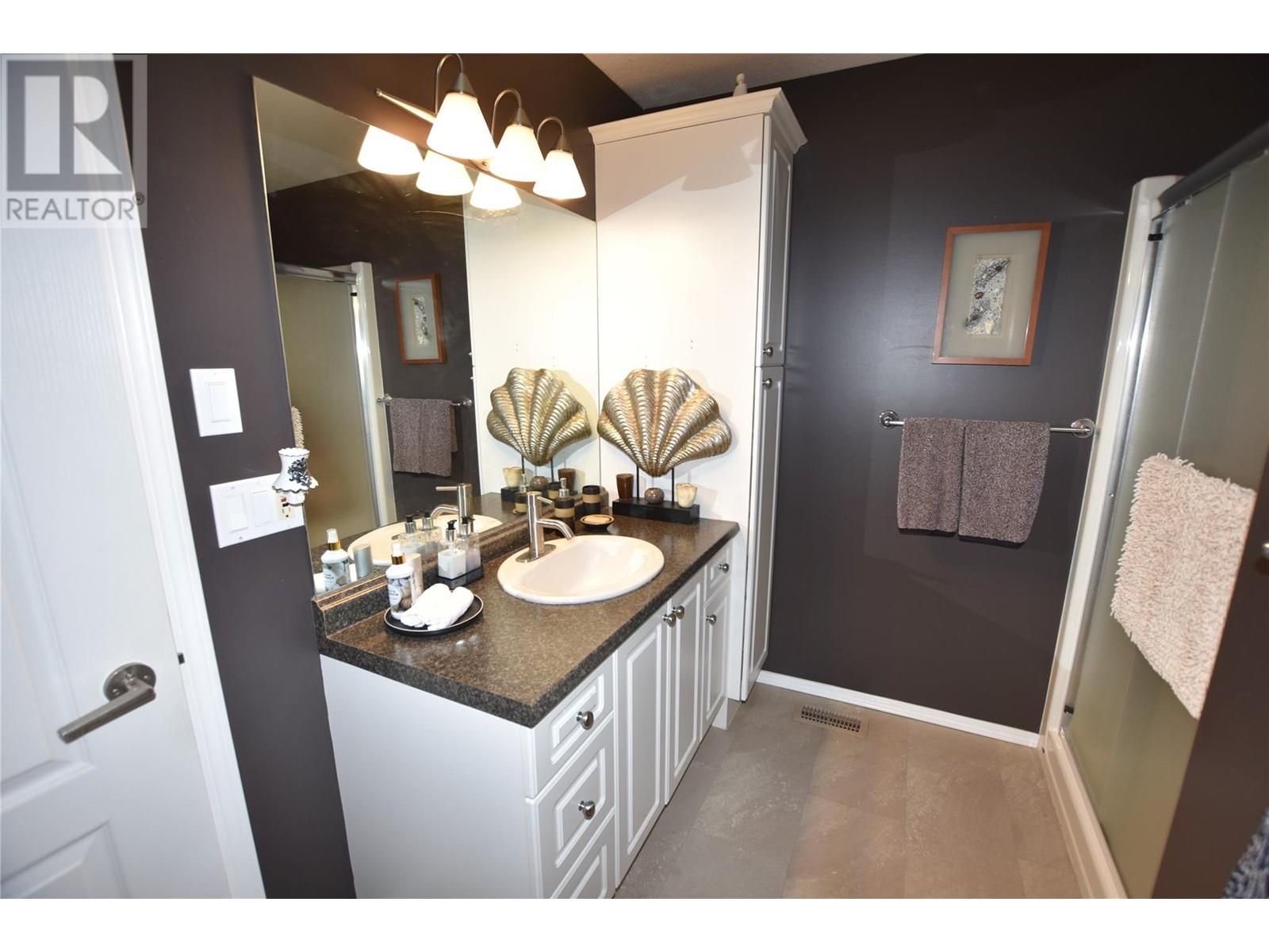 606 Nighthawk Avenue, Vernon