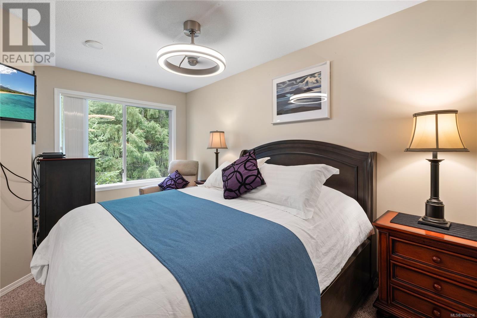 Photo 12 of 76 1135 Resort Dr, Parksville BC