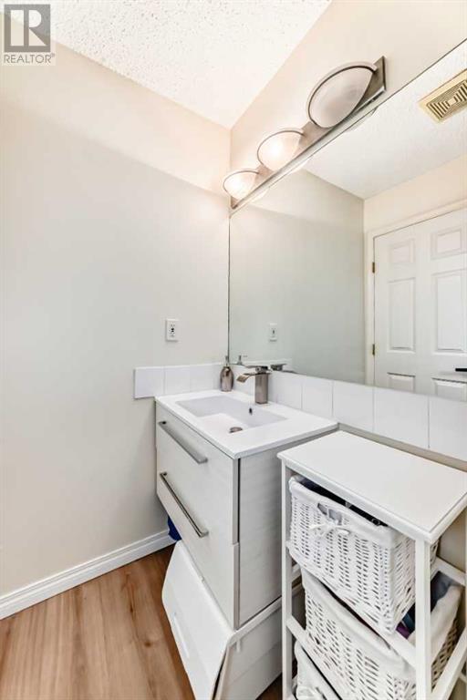 Single Family House for Sale in   Avenue SE Albert Park/Radisson Heights Calgary 