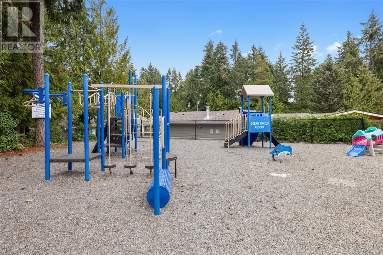 Photo 15 of 76 1135 Resort Dr, Parksville BC