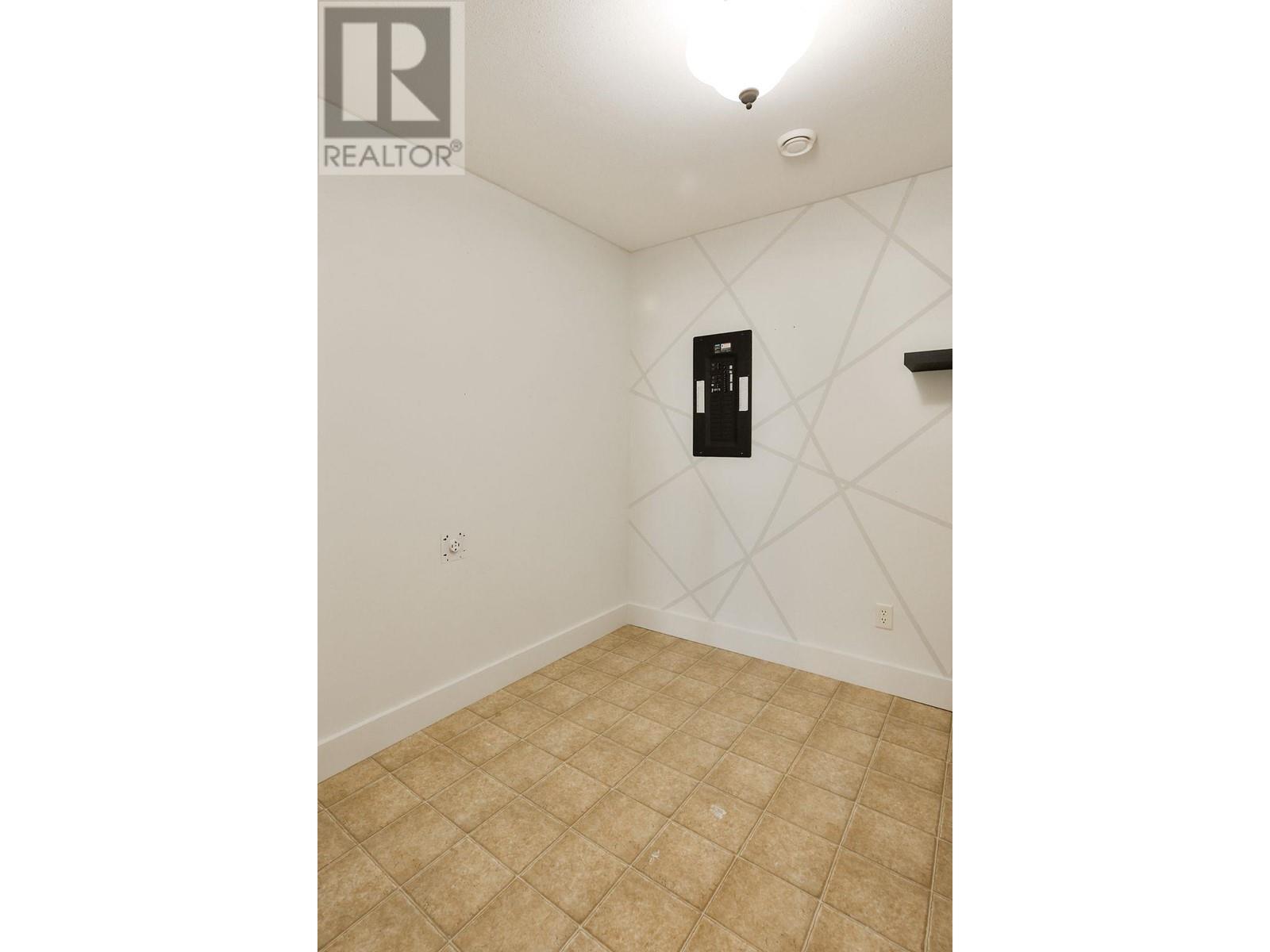  1647 Sunrise Road, Kelowna