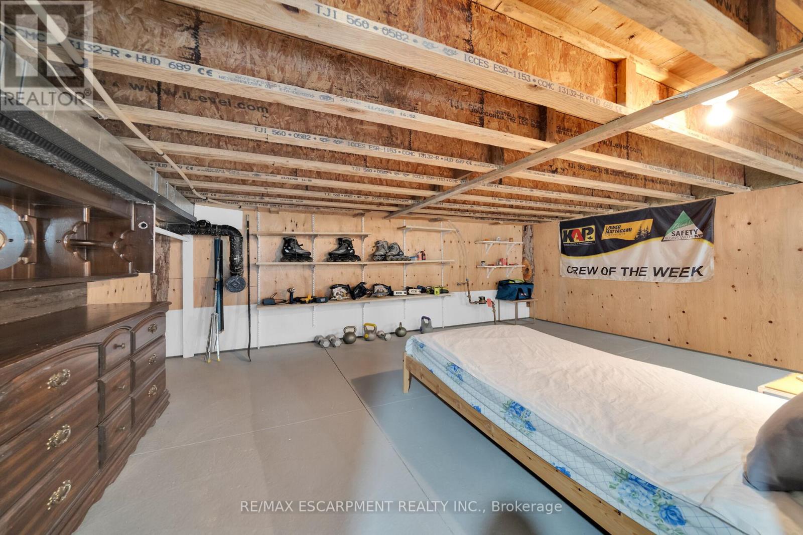 Photo 41 of 550 Beach Boulevard, Hamilton ON