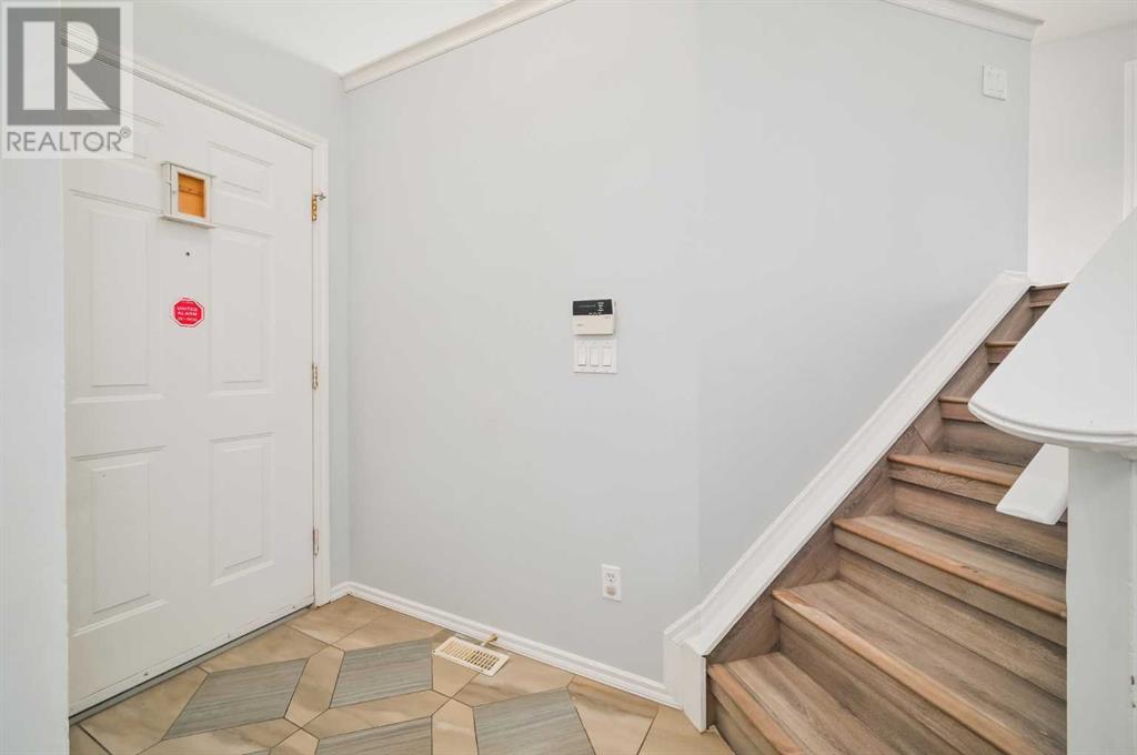 Single Family House Bi-level for Sale in  Saddlemead Way NE Saddle Ridge Calgary 