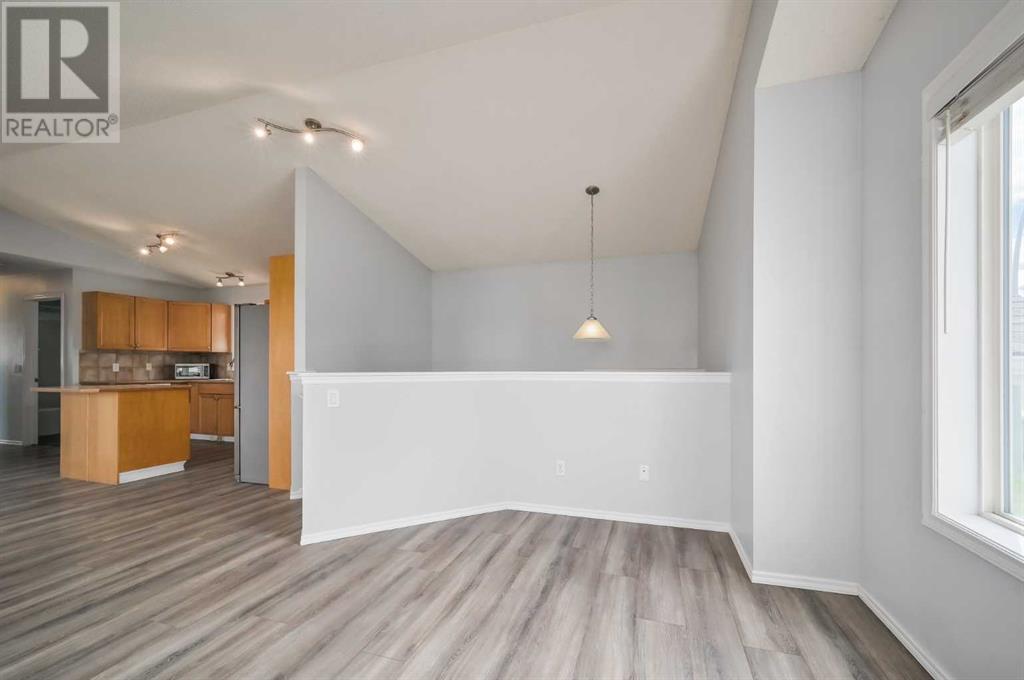 Single Family House Bi-level for Sale in  Saddlemead Way NE Saddle Ridge Calgary 
