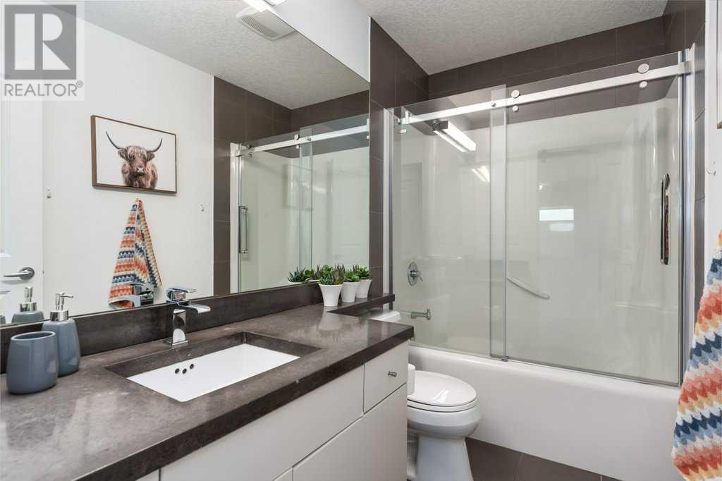 Single Family House for Sale in  Discovery Ridge Way SW Discovery Ridge Calgary 