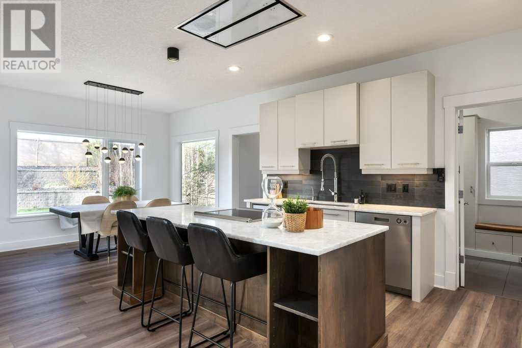 Single Family House for Sale in  Discovery Ridge Way SW Discovery Ridge Calgary 