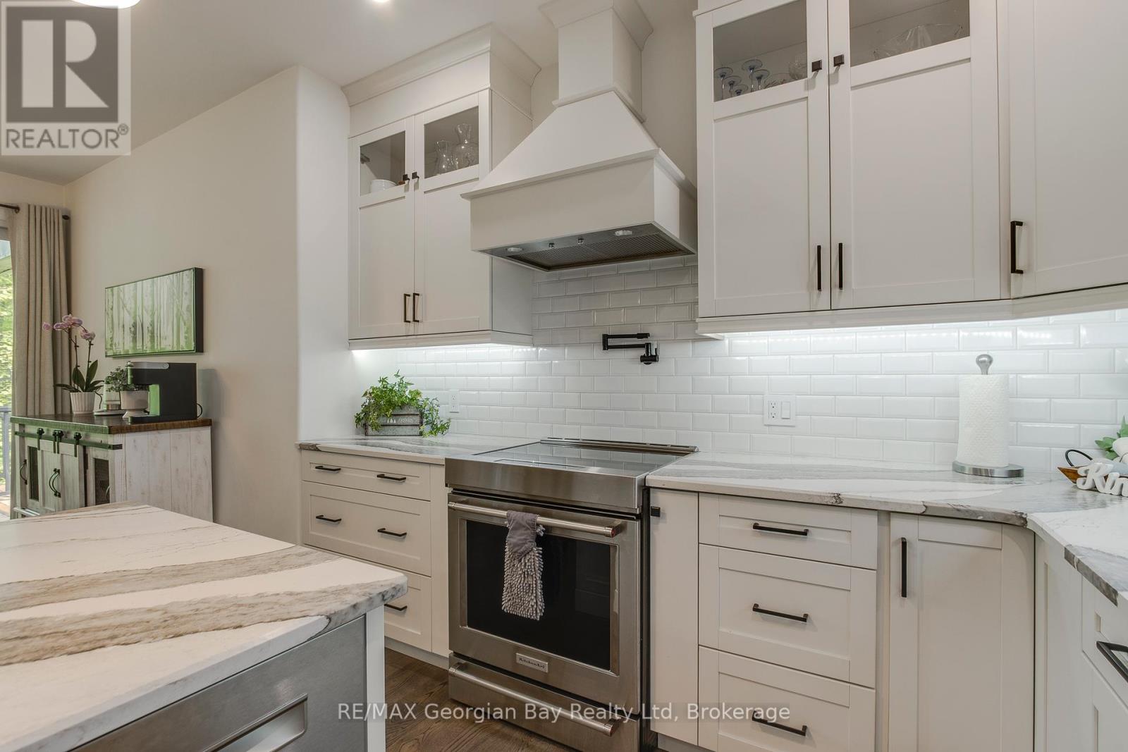 Photo 34 of 50 Windermere Circle, Tay ON