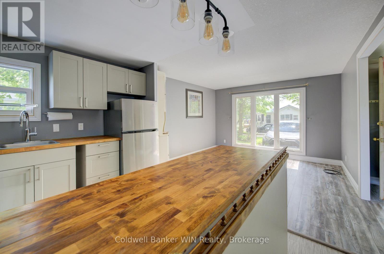 UNIT 72 LAKESIDE - 7489 SIDE ROAD 5 E — photo 18