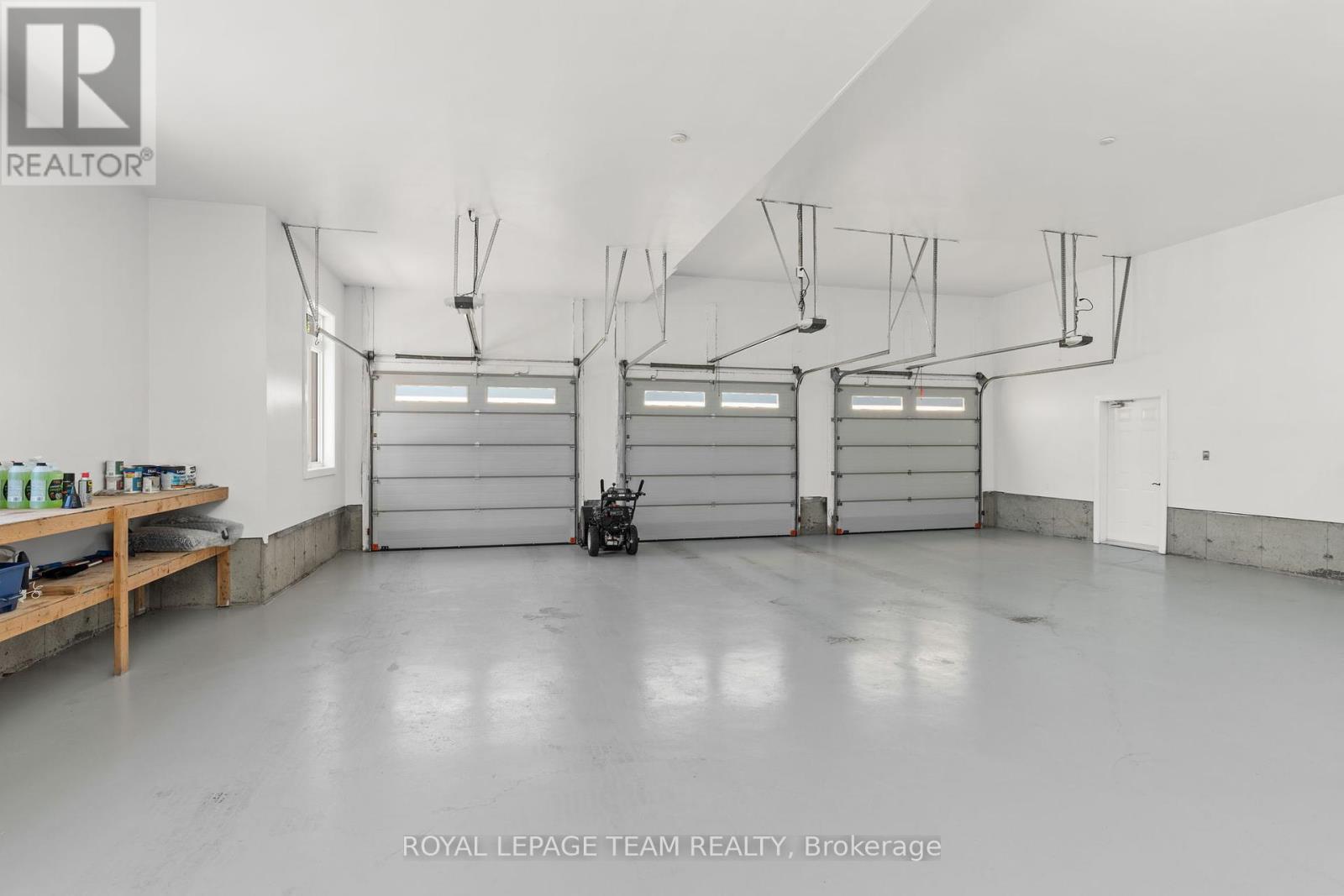 Photo 27 of 5987 Knights Drive, Ottawa ON