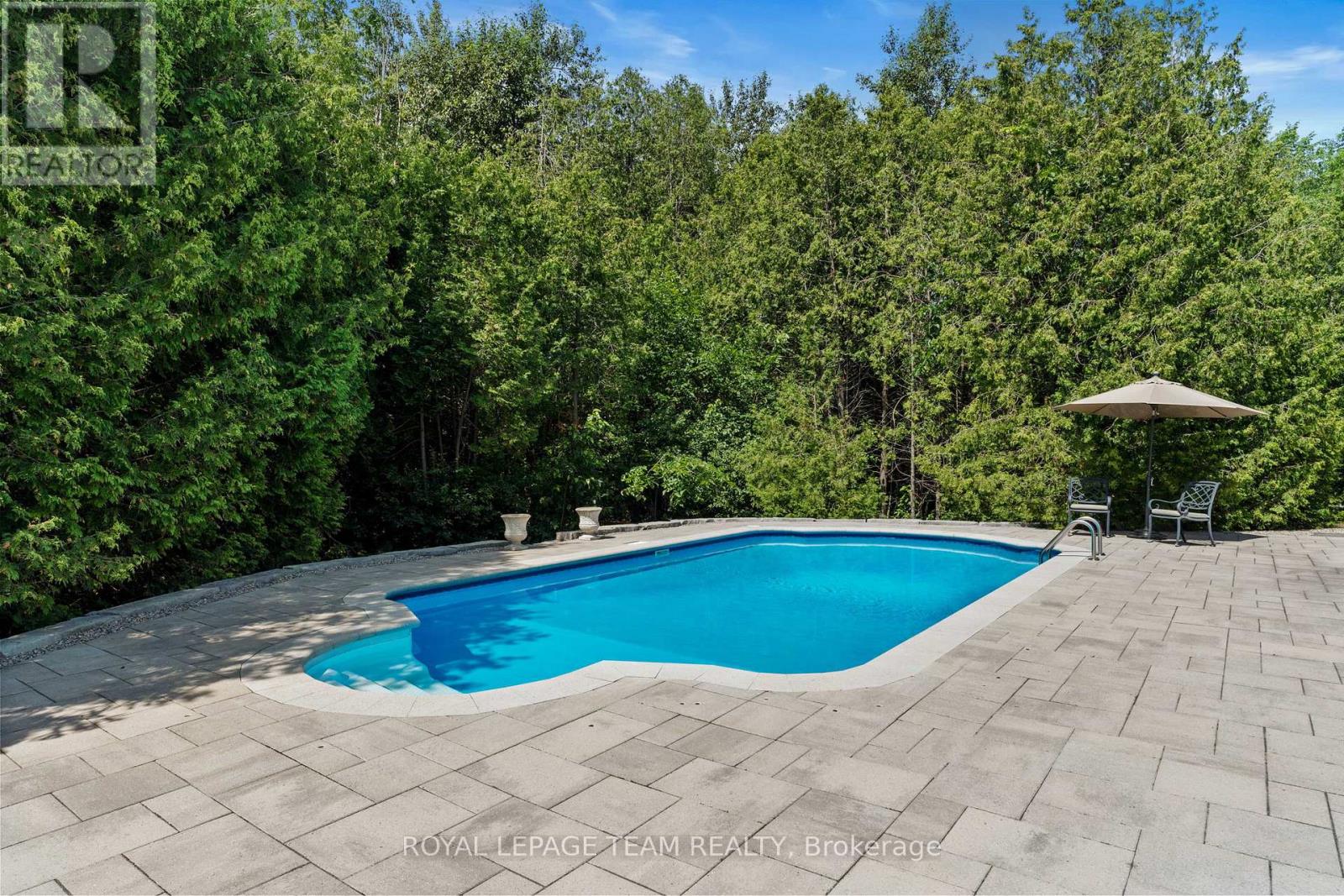 Photo 43 of 5987 Knights Drive, Ottawa ON