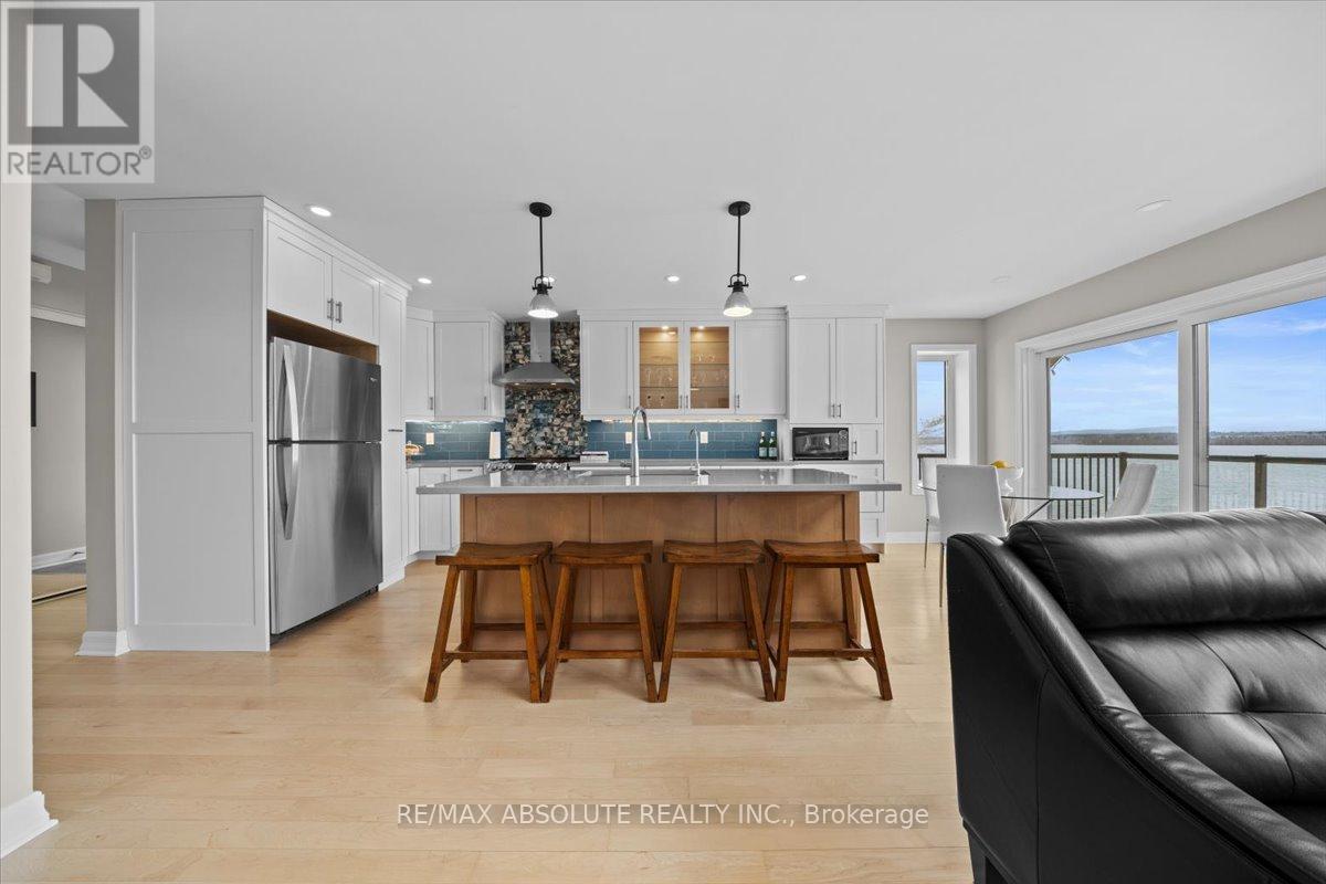 Photo 23 of 304 Riverwood Drive, Ottawa ON