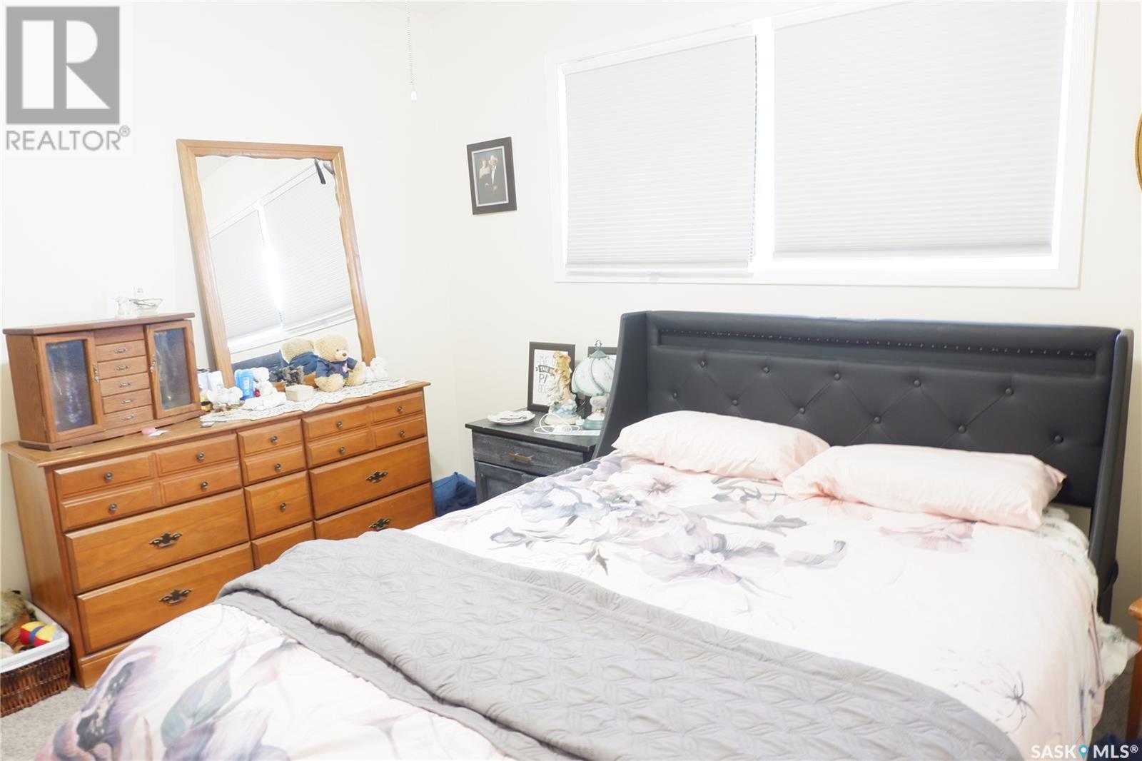 Photo 24 of 704 Leeville Drive, Assiniboia SK