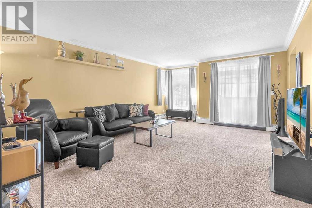 Single Family House for Sale in    Avenue SW Sunalta Calgary 