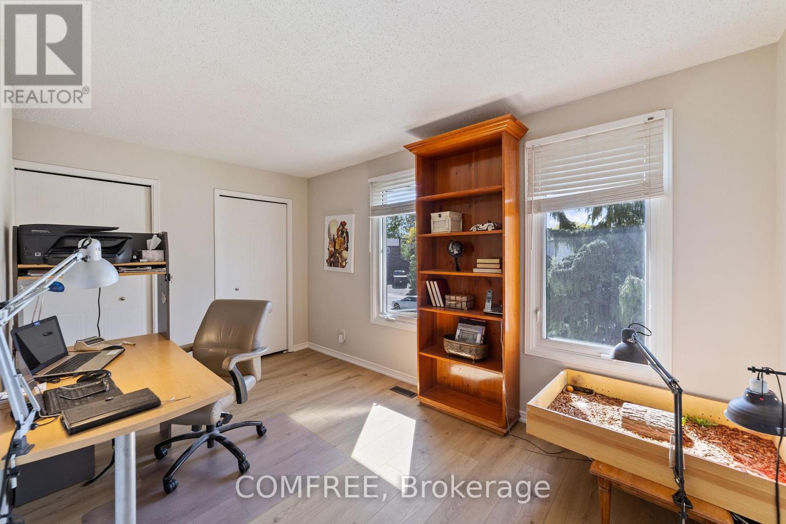 Photo 25 of 2131 Upland Drive, Burlington ON