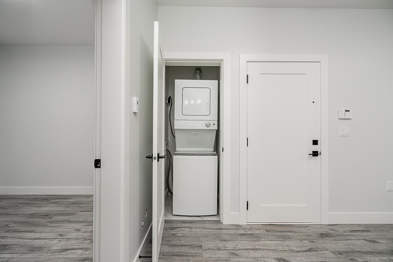 Photo 37 of 7518 205 A Street, Langley BC