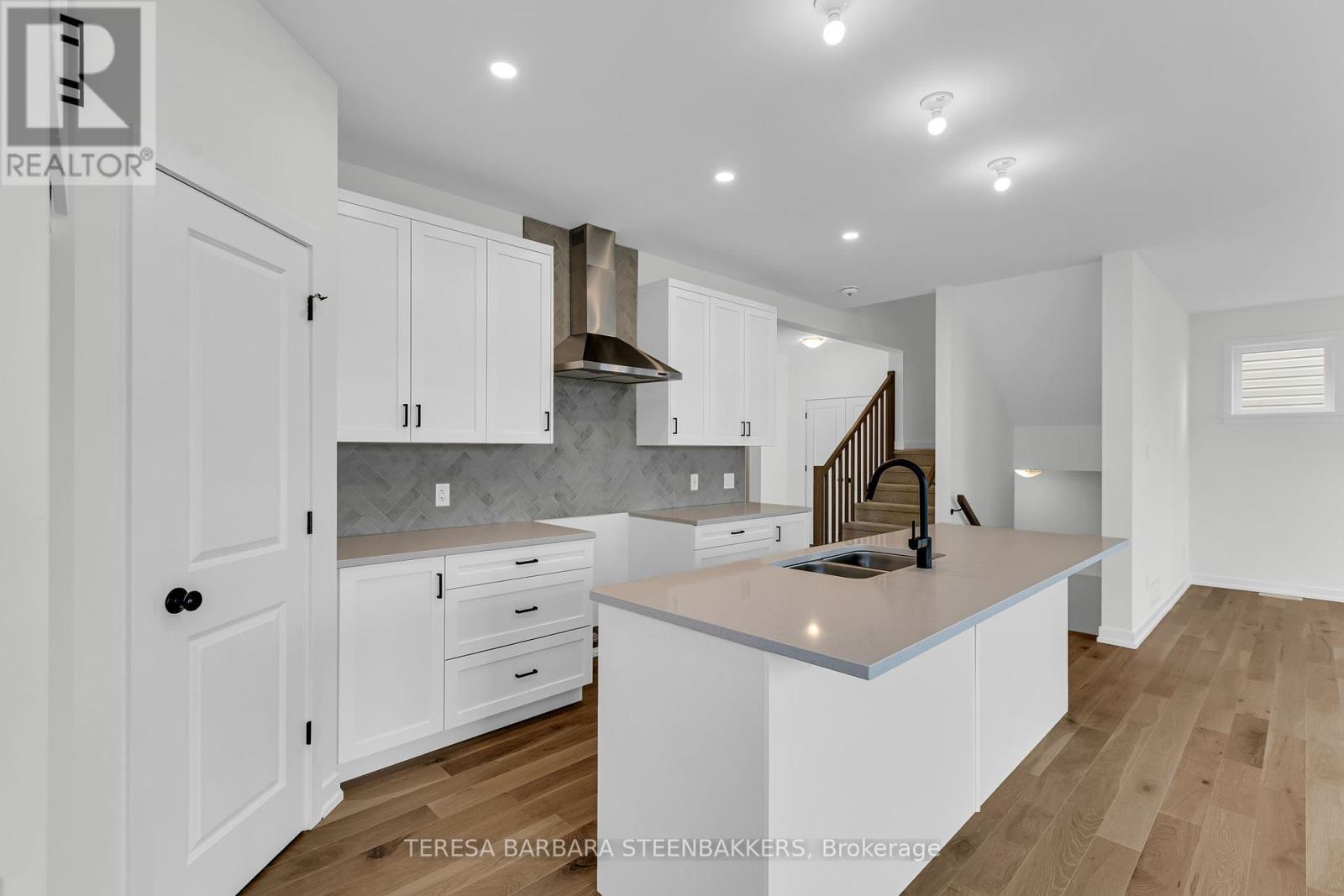 Photo 11 of 783 Kenny Gordon Avenue, Ottawa ON