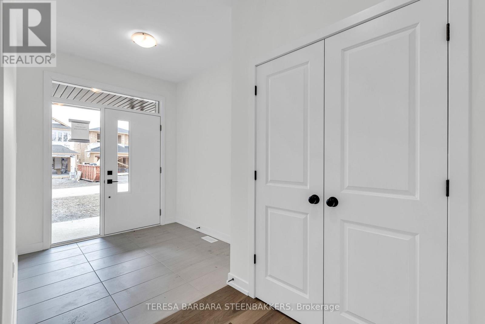 Photo 3 of 783 Kenny Gordon Avenue, Ottawa ON