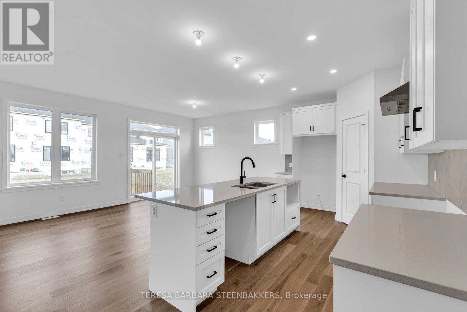 Photo 8 of 783 Kenny Gordon Avenue, Ottawa ON