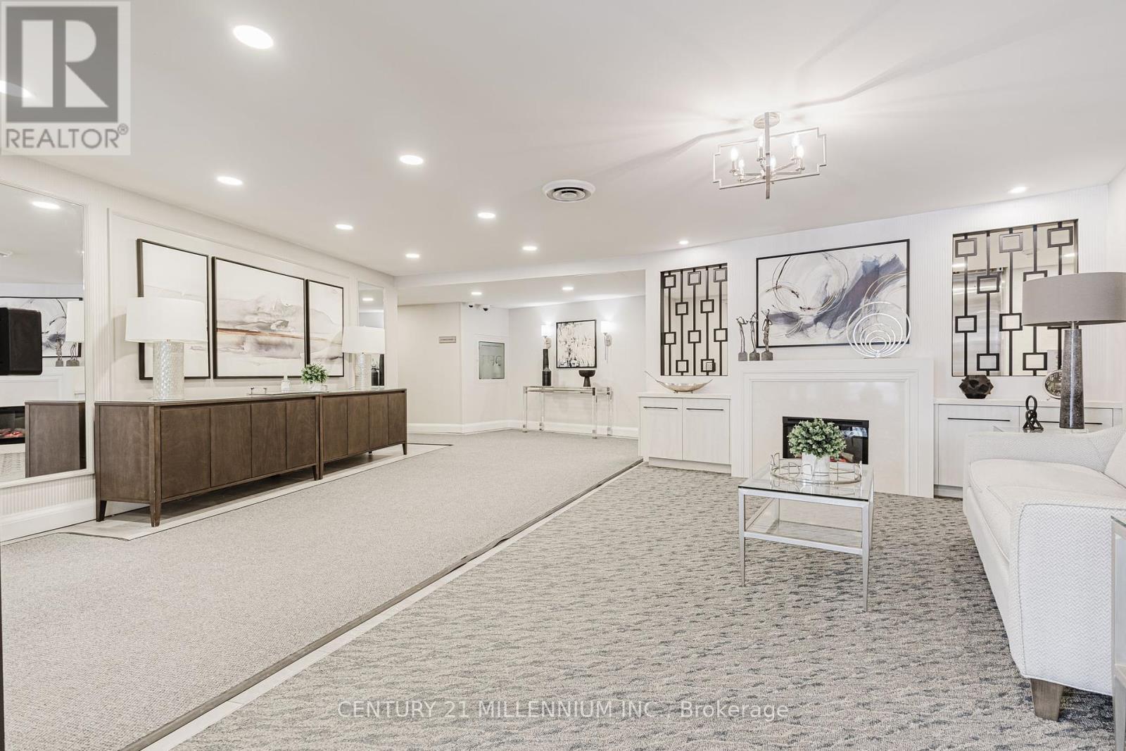 Photo 1 of 210 1230 Marlborough Court, Oakville ON