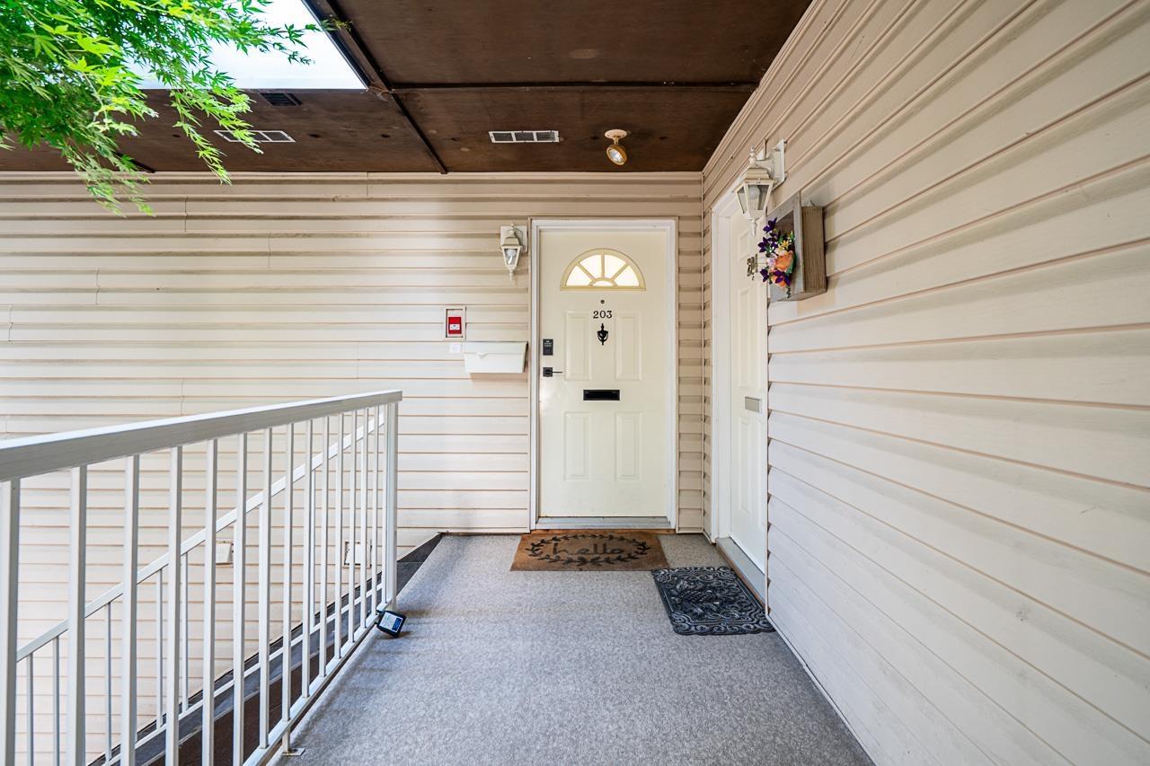 Photo 28 of 203 5191 203 Street, Langley BC