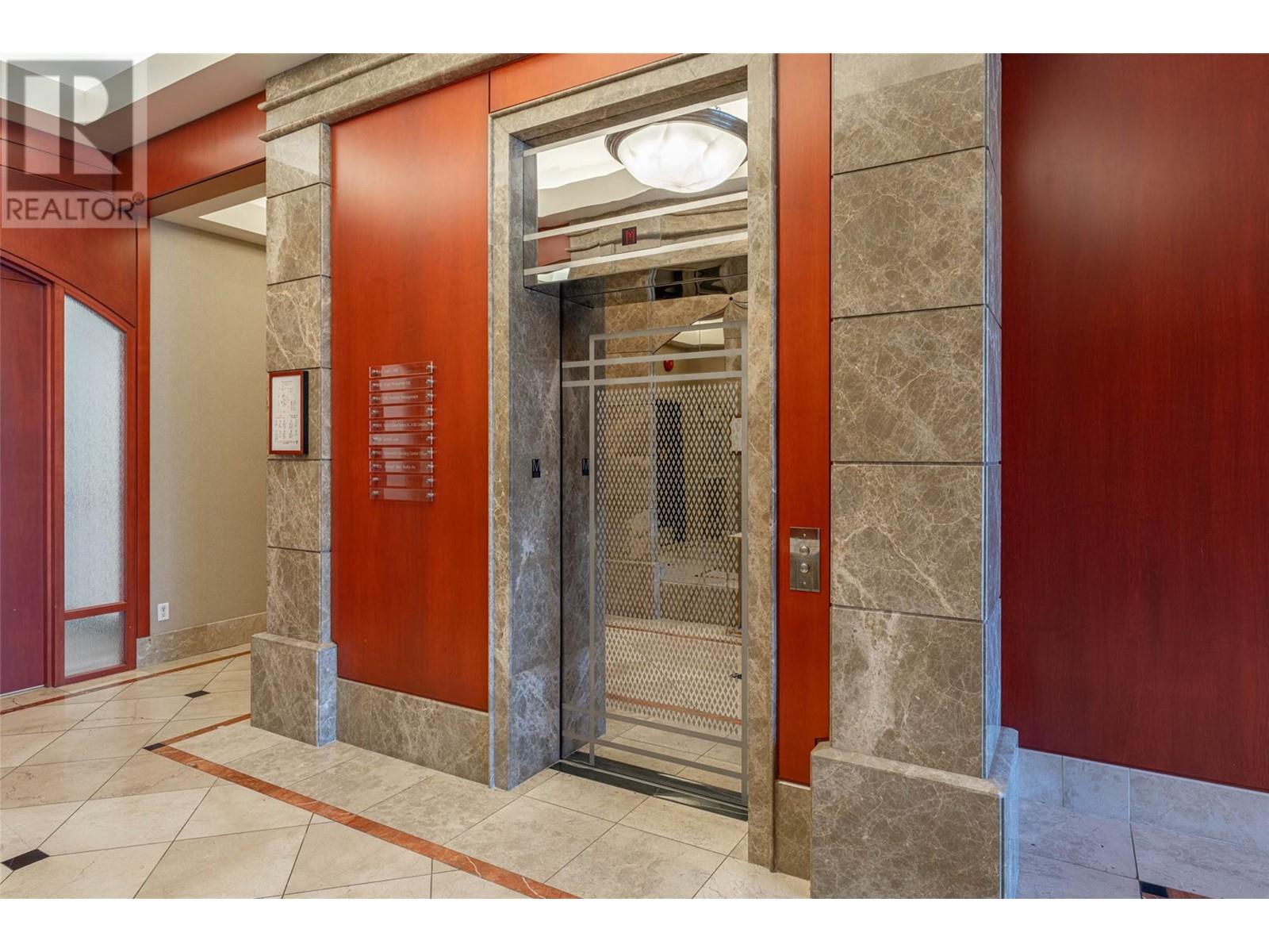 220 1060 Manhattan Drive, Kelowna
