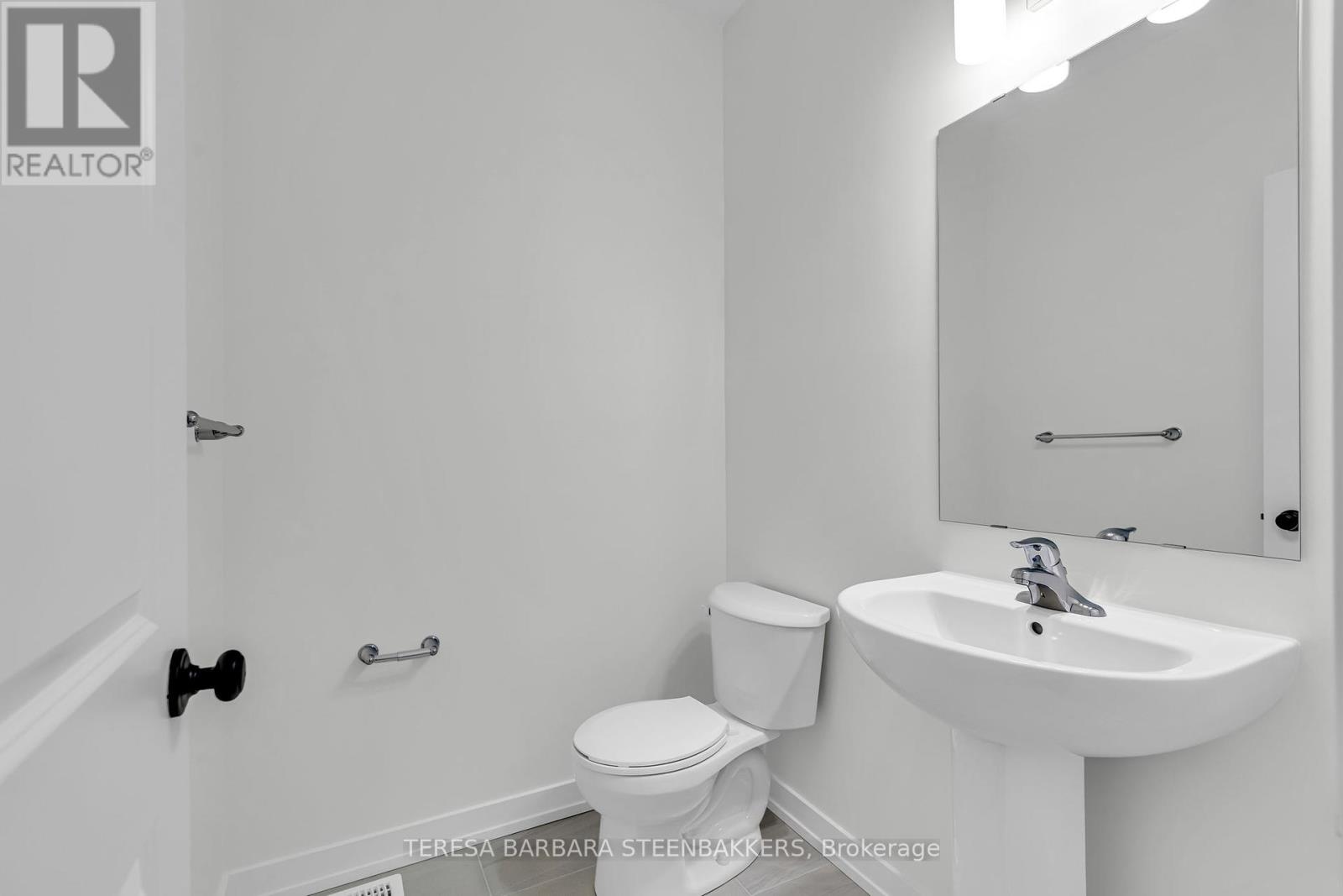 Photo 6 of 783 Kenny Gordon Avenue, Ottawa ON