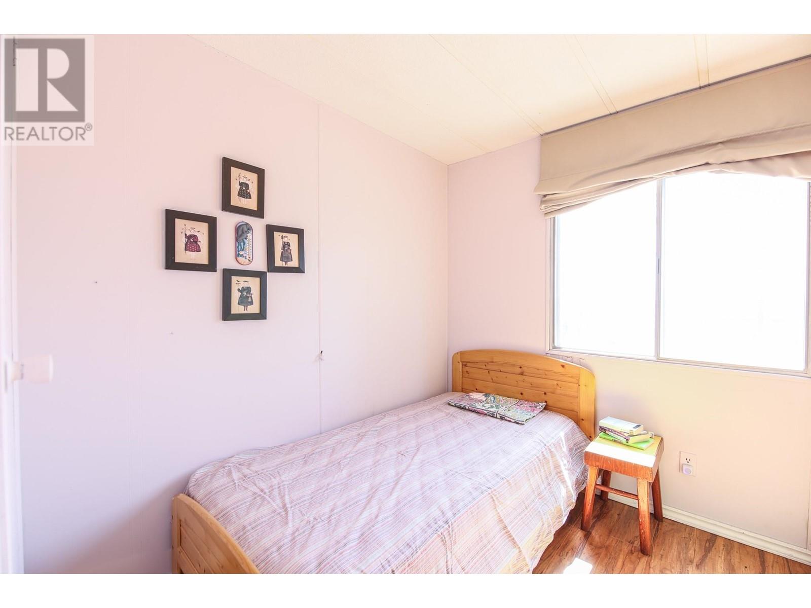 250 Longjoe Road, Osoyoos