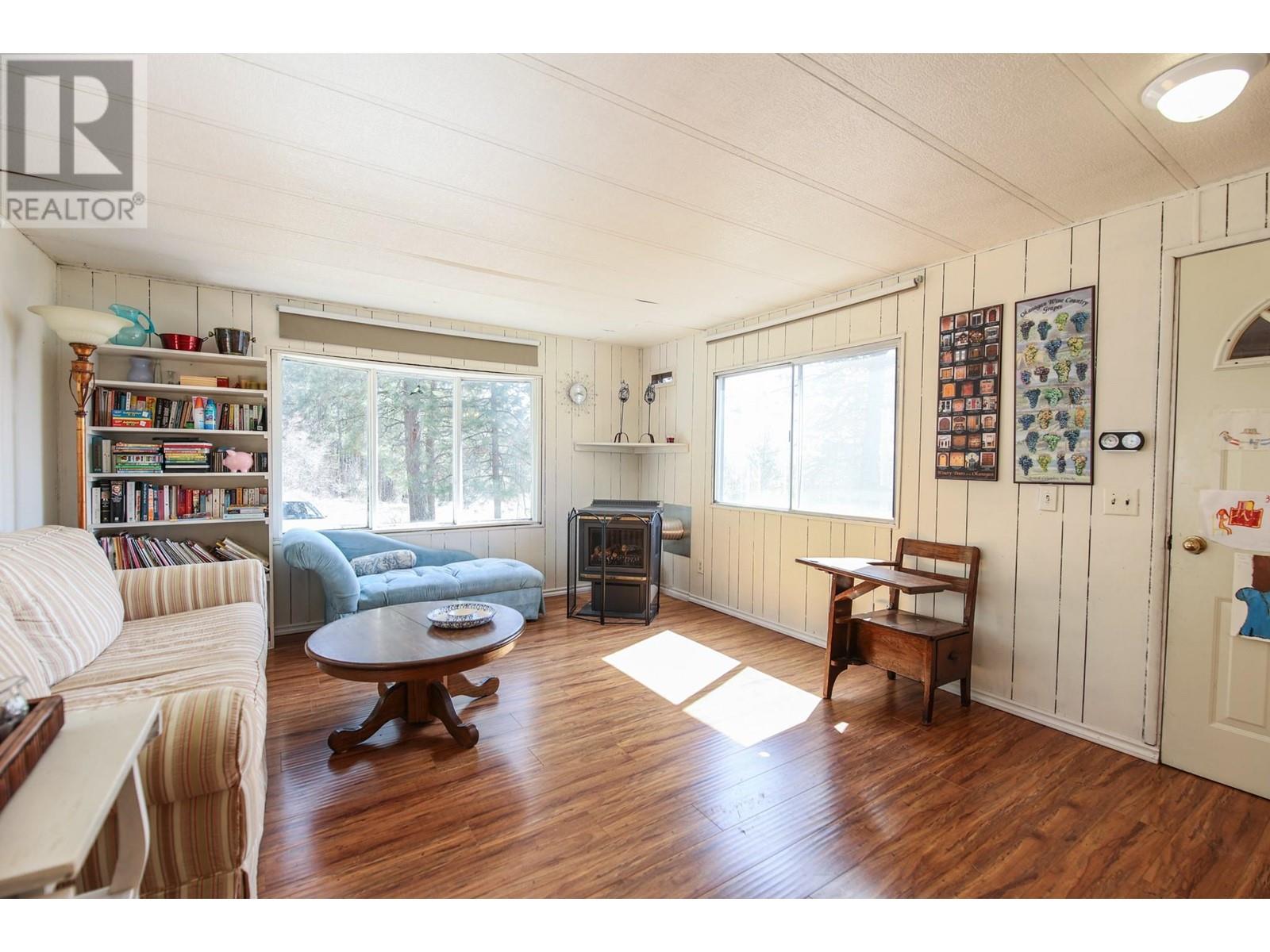 250 Longjoe Road, Osoyoos