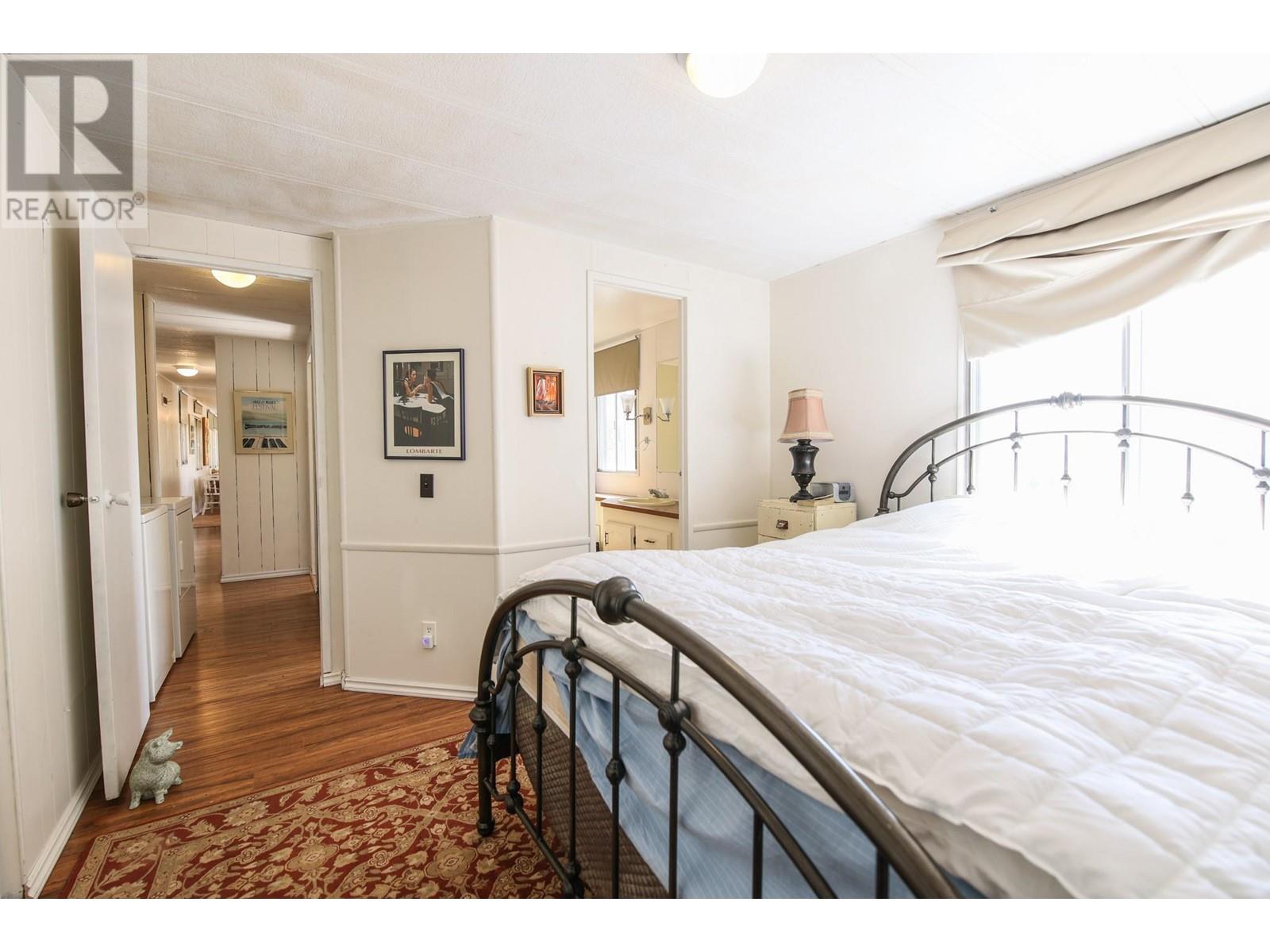 250 Longjoe Road, Osoyoos