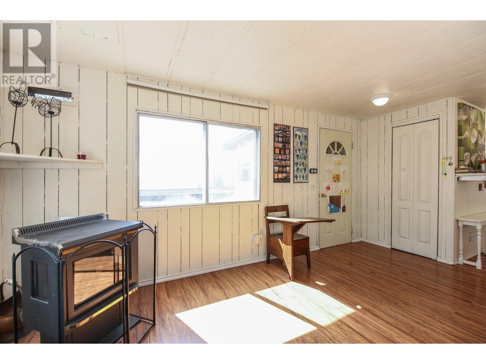 250 Longjoe Road, Osoyoos