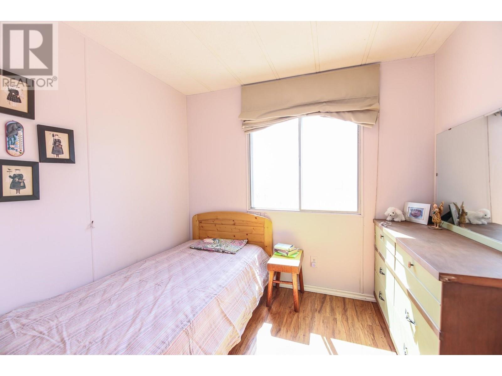 250 Longjoe Road, Osoyoos