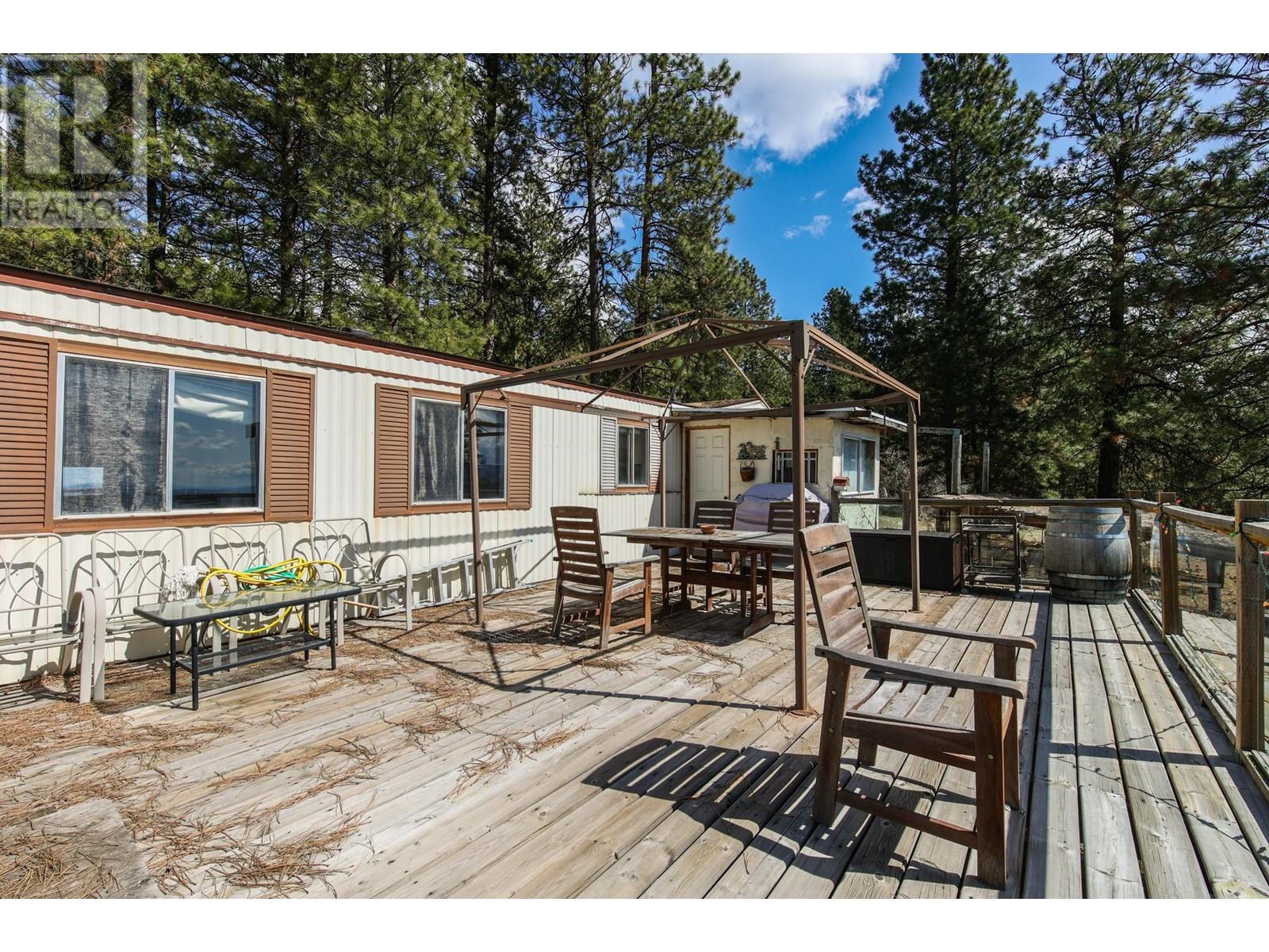 250 Longjoe Road, Osoyoos