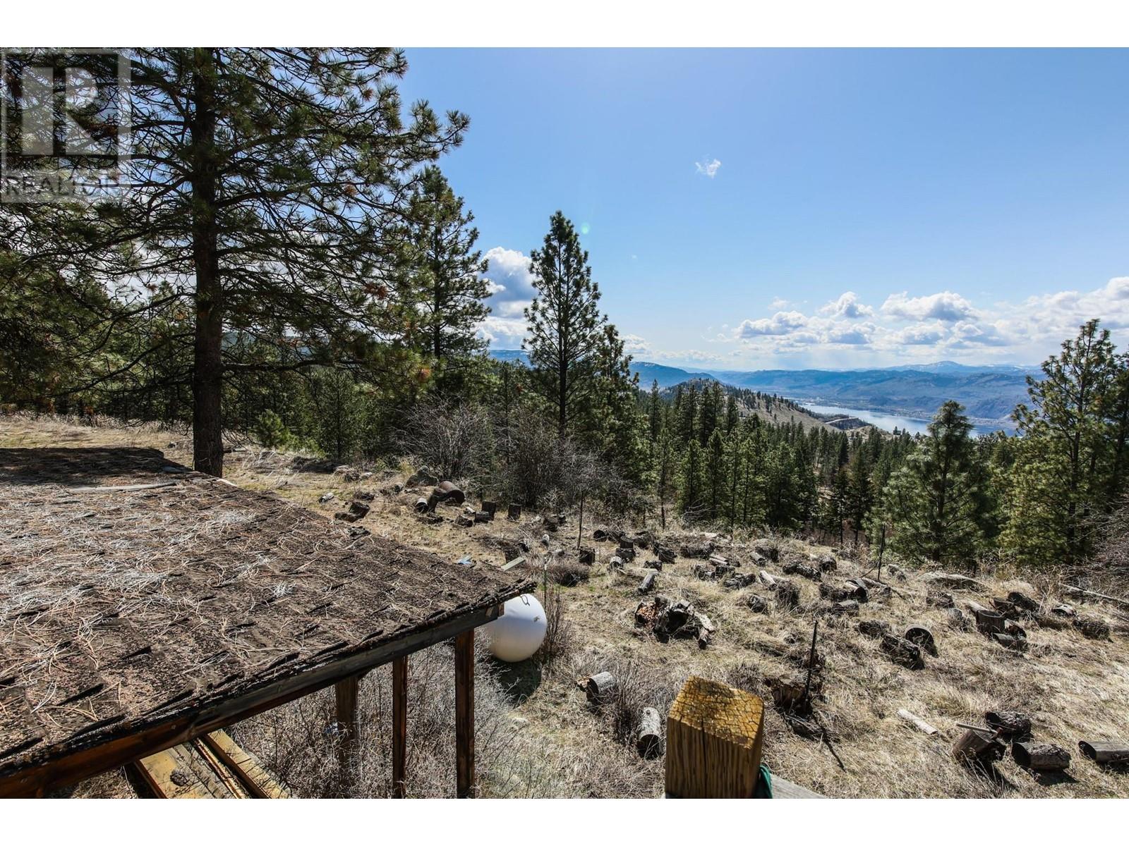 250 Longjoe Road, Osoyoos