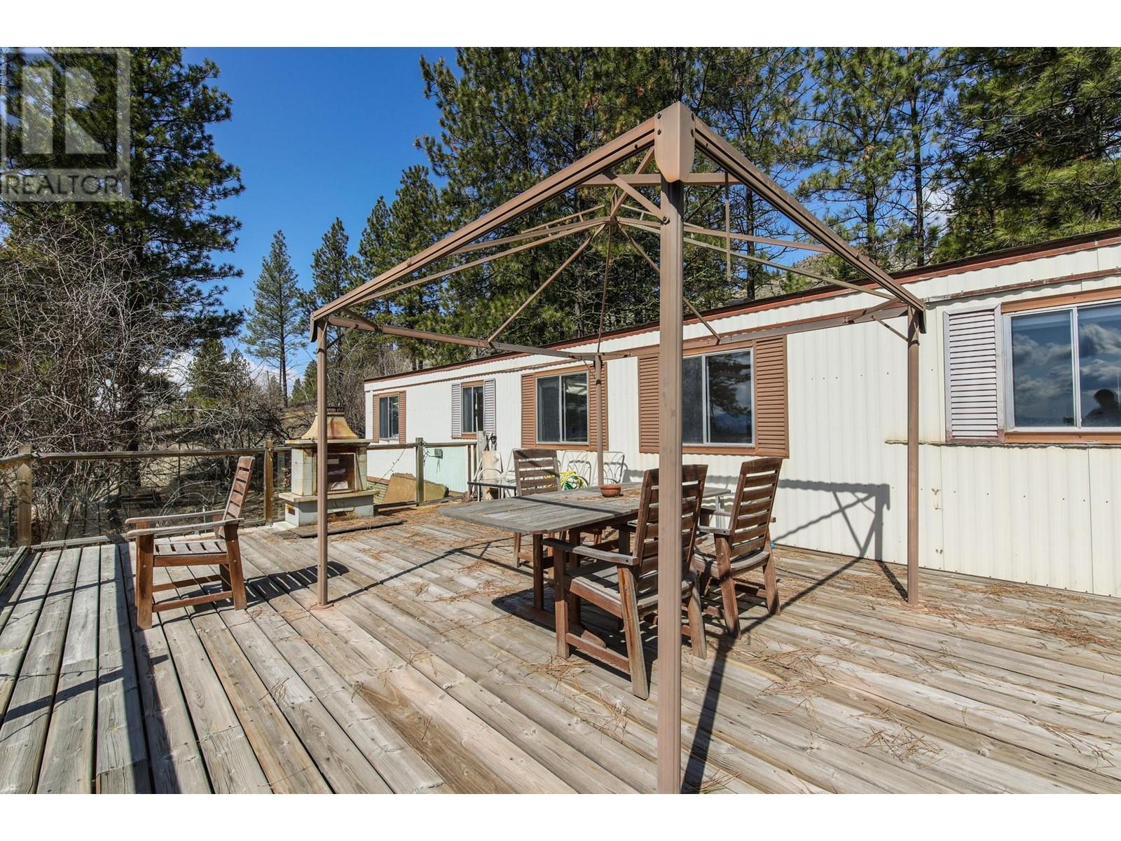250 Longjoe Road, Osoyoos